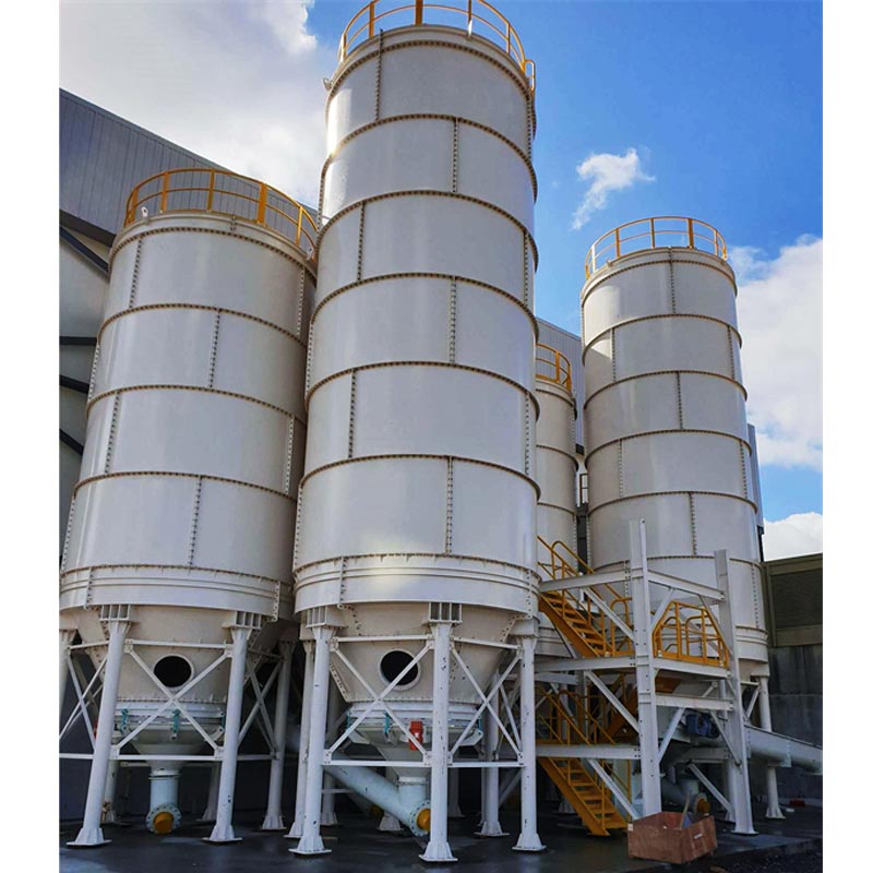 In 2020, Luwei exported 6 sets 150T outer flange silos and hoist derrick steel structures to New Zealand.